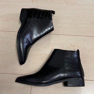 Steve Madden Faux Croc Embossed Vegan Leather Ankle Booties Black Sz 38